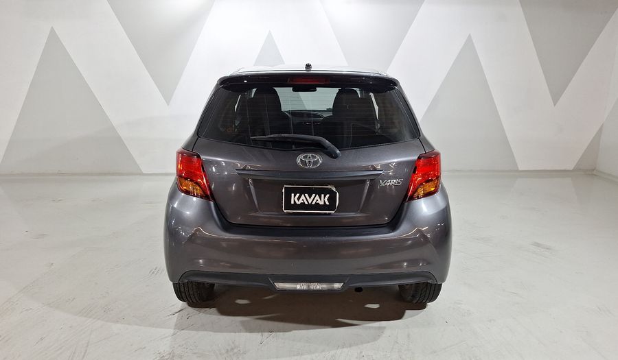 Toyota Yaris 1.5 PREMIUM AT 5PTAS Hatchback 2016