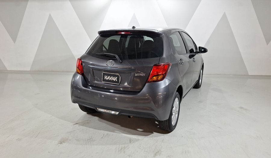 Toyota Yaris 1.5 PREMIUM AT 5PTAS Hatchback 2016