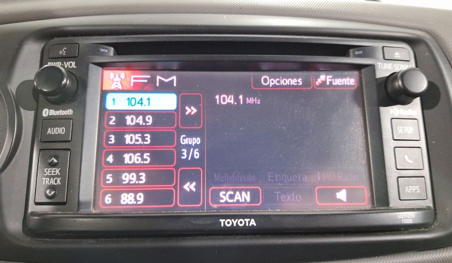 Toyota Yaris 1.5 PREMIUM AT 5PTAS Hatchback 2016