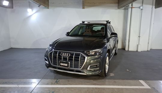 Audi • Q5