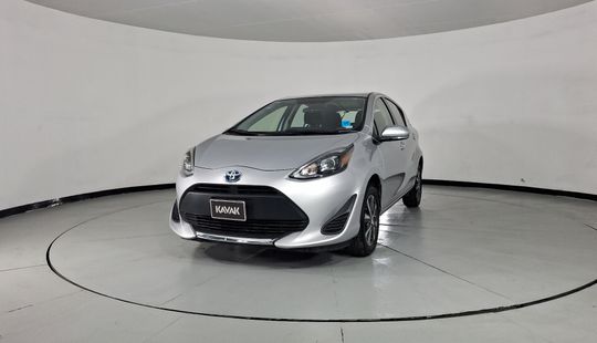 Toyota • Prius C