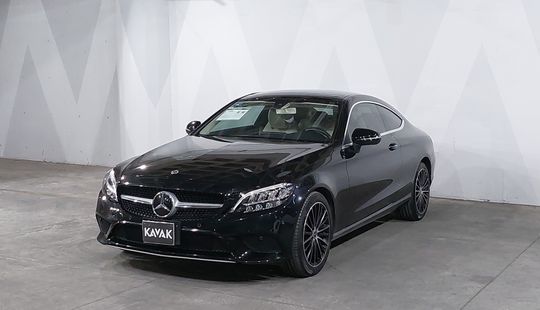 Mercedes Benz • Clase C
