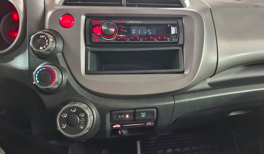 Honda Fit 1.4 LX-L MT Hatchback 2011