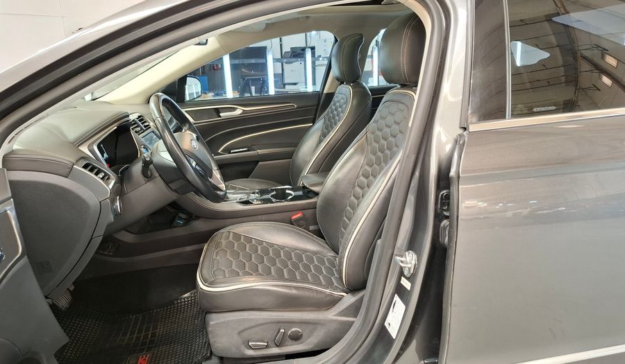 Ford Mondeo 2.0 VIGNALE HYBRID AUTO Sedan 2019