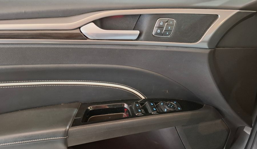 Ford Mondeo 2.0 VIGNALE HYBRID AUTO Sedan 2019