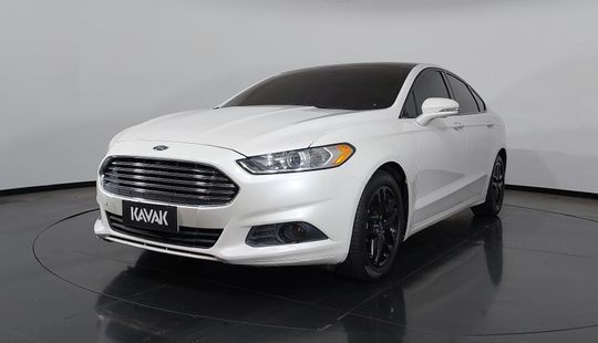 Ford • Fusion