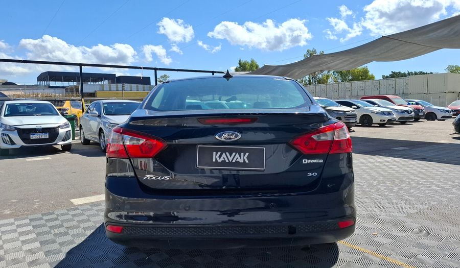 Ford Focus Iii 2.0 SE PLUS Sedan 2014