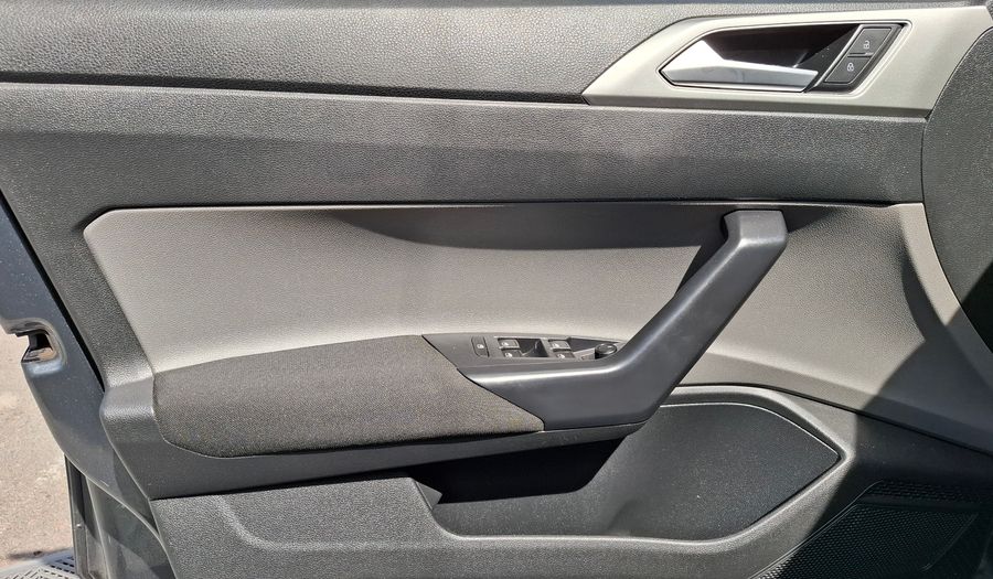 Volkswagen Polo 1.6 MSI HIGHLINE AUTO Hatchback 2019