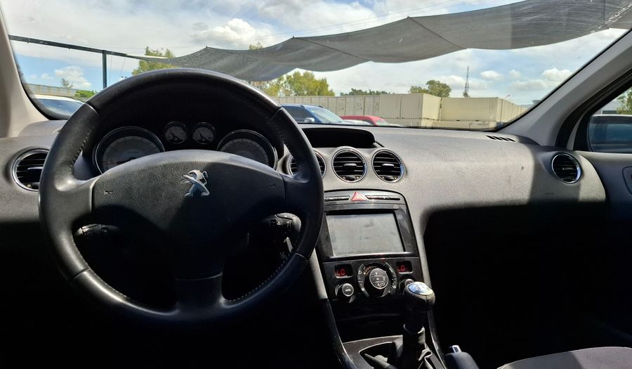 Peugeot 308 1.6 ALLURE Hatchback 2016