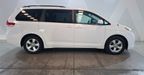 Toyota Sienna 3.5 LE AT Minivan 2011