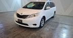 Toyota Sienna 3.5 LE AT Minivan 2011