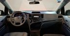 Toyota Sienna 3.5 LE AT Minivan 2011