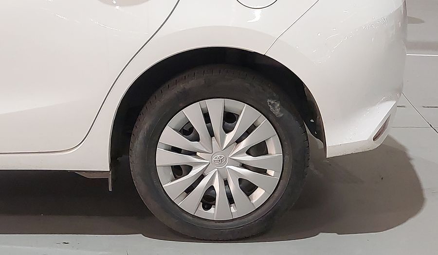 Toyota Yaris XL LIVE Hatchback 2022