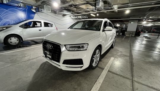 Audi • Q3