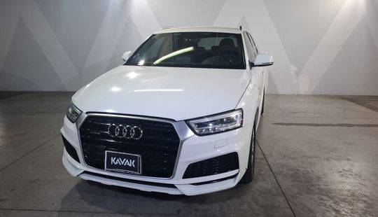 Audi • Q3