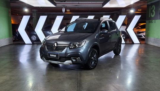 Renault • Sandero Stepway