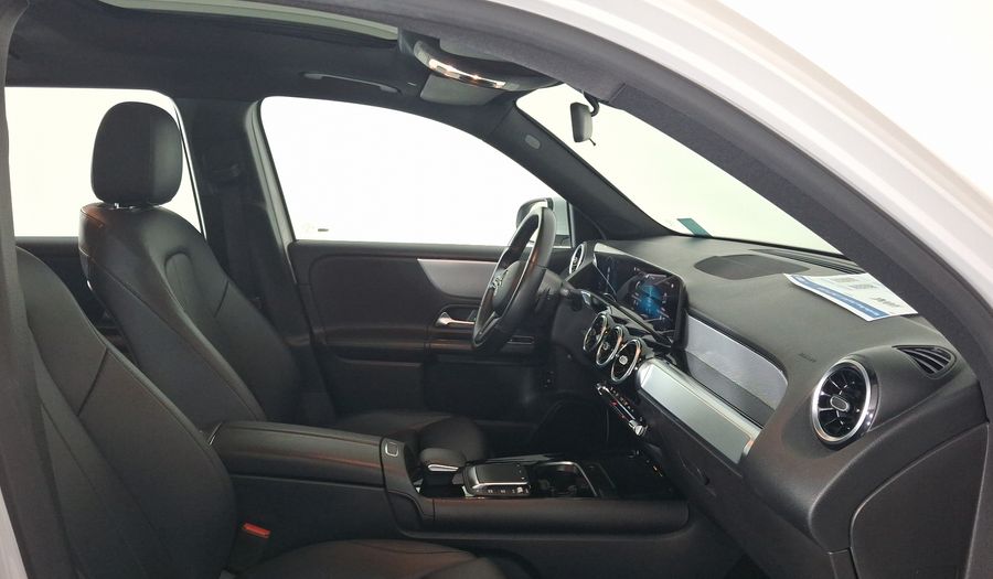 Mercedes Benz Clase Glb 1.3 200 STYLE DCT Suv 2021