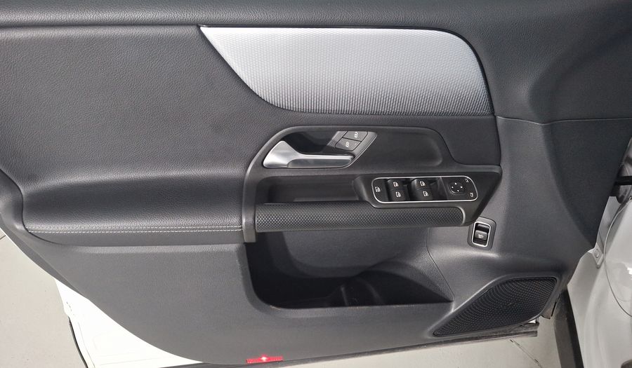 Mercedes Benz Clase Glb 1.3 200 STYLE DCT Suv 2021