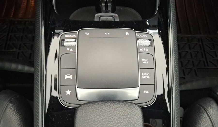 Mercedes Benz Clase Glb 1.3 200 STYLE DCT Suv 2021