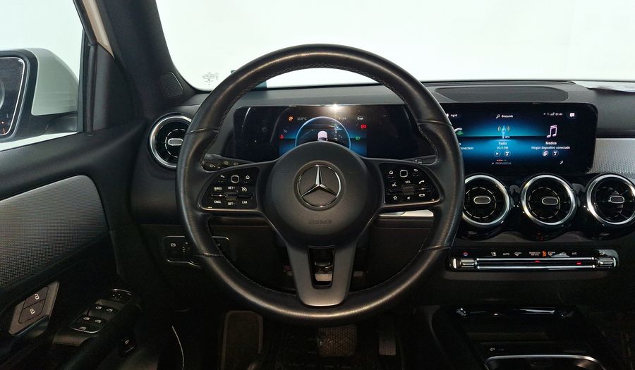 Mercedes Benz Clase Glb 1.3 200 STYLE DCT Suv 2021