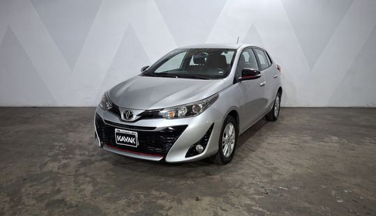 Toyota • Yaris