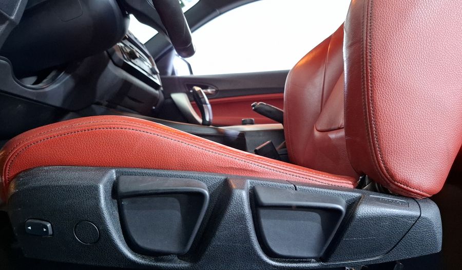 Bmw Serie 1 1.6 120IA M SPORT Hatchback 2016