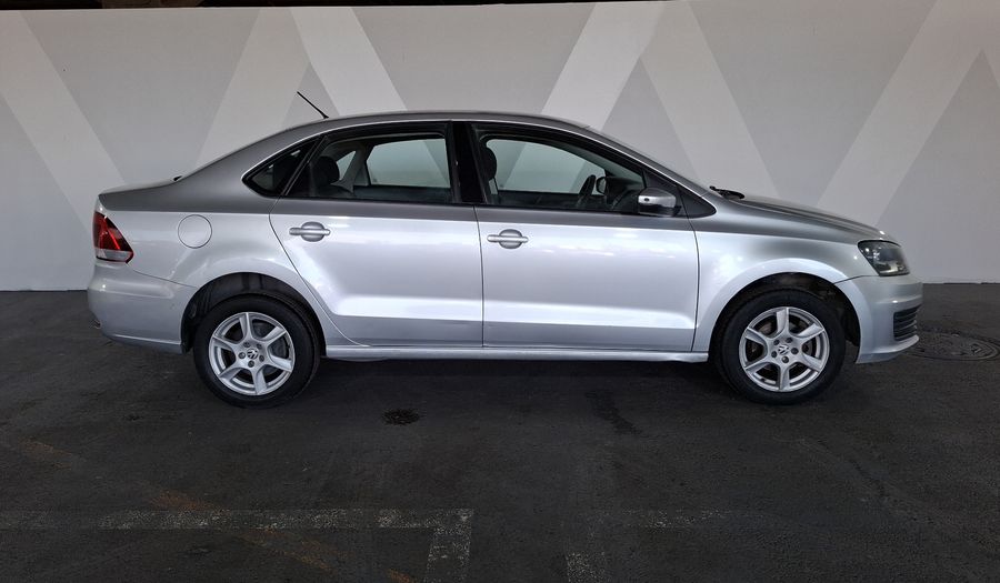 Volkswagen Vento 1.6 STARTLINE Sedan 2020