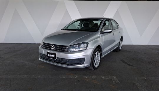 Volkswagen • Vento
