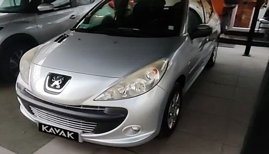 Peugeot • 207