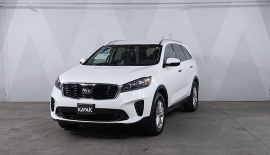 Kia • Sorento