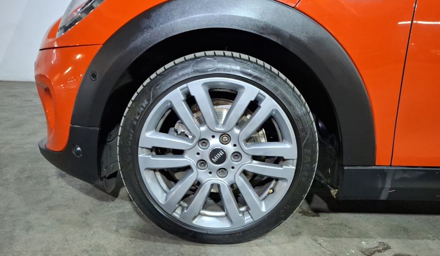 Mini Cooper 1.5 COOPER PEPPER DCT Hatchback 2021