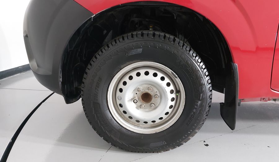 Nissan Np300 2.5 PICK UP TM DH AC PAQ. SEG. 6VEL Pickup 2019