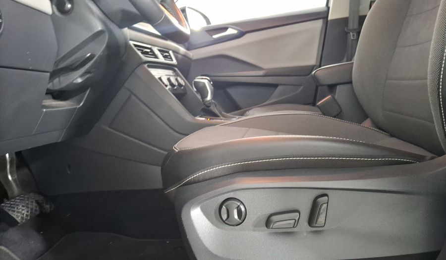 Volkswagen Taos 1.4 TSI COMFORTLINE AUTO Suv 2021