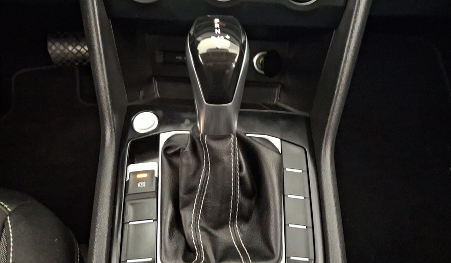 Volkswagen Taos 1.4 TSI COMFORTLINE AUTO Suv 2021