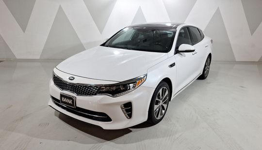 2016 • 97,132 km • Automático