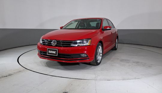 Volkswagen • Jetta