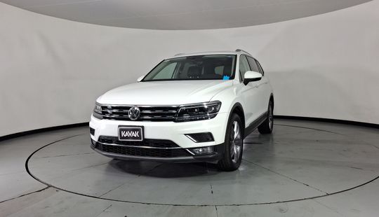 Volkswagen • Tiguan