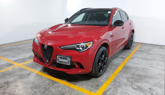 Alfa Romeo • Stelvio