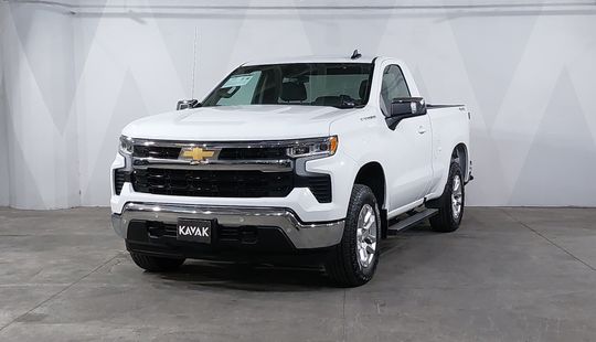Chevrolet • Cheyenne