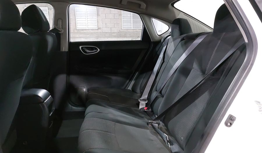 Nissan Sentra 1.8 ADVANCE Sedan 2018