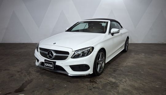 Mercedes Benz • Clase C