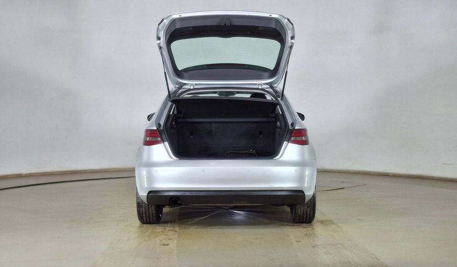 Audi A3 1.2 TFSI ATTRACTION Hatchback 2014