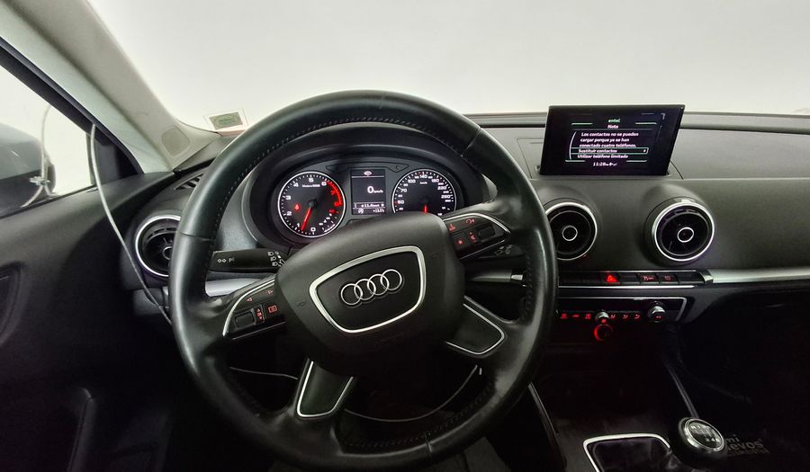 Audi A3 1.2 TFSI ATTRACTION Hatchback 2014
