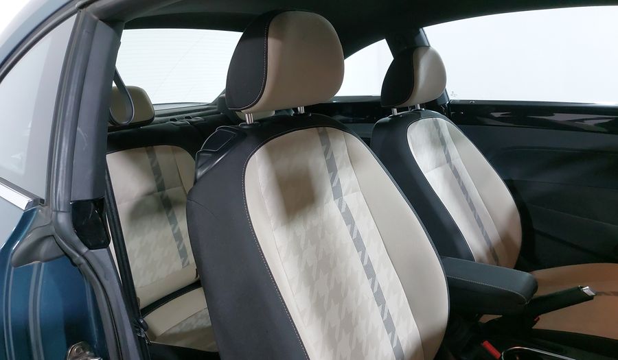 Volkswagen Beetle 2.5 COAST AUTO Hatchback 2018