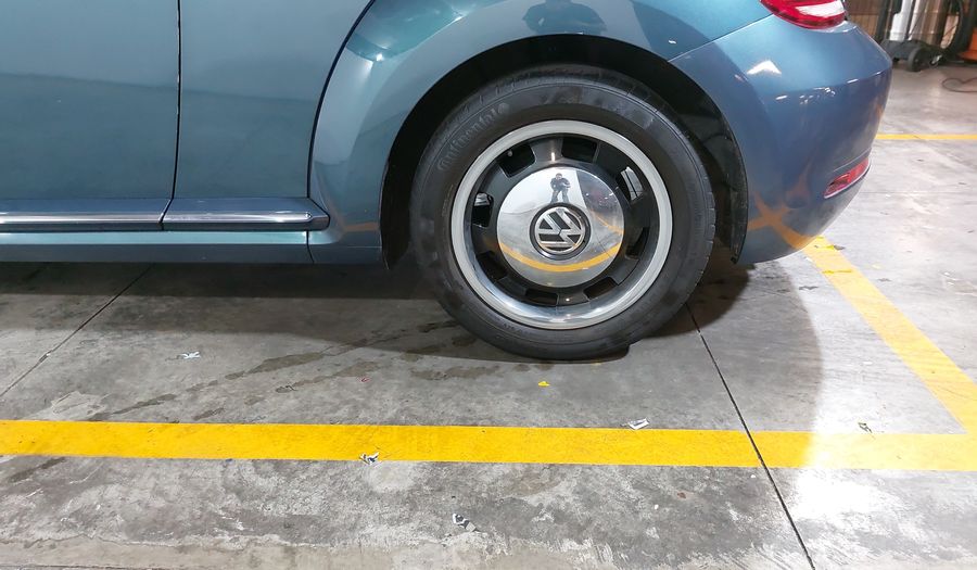 Volkswagen Beetle 2.5 COAST AUTO Hatchback 2018