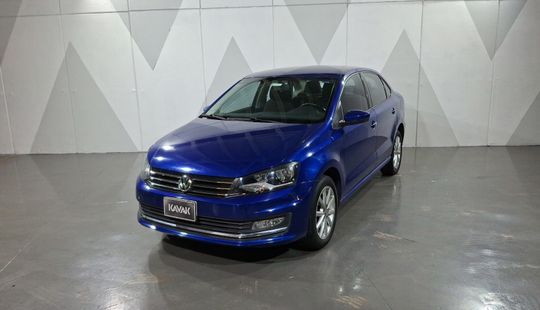 Volkswagen • Vento