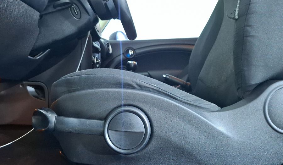 Mini Cooper 1.6 COOPER CLASSIC Hatchback 2013