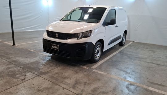 Peugeot • Partner