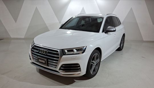 Audi • SQ5