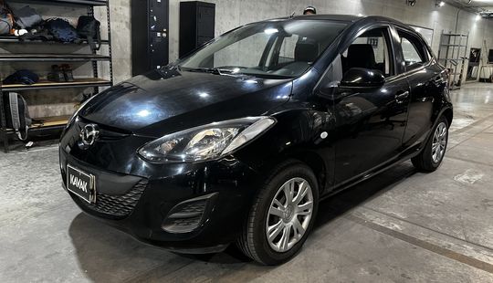 Mazda • Mazda 2